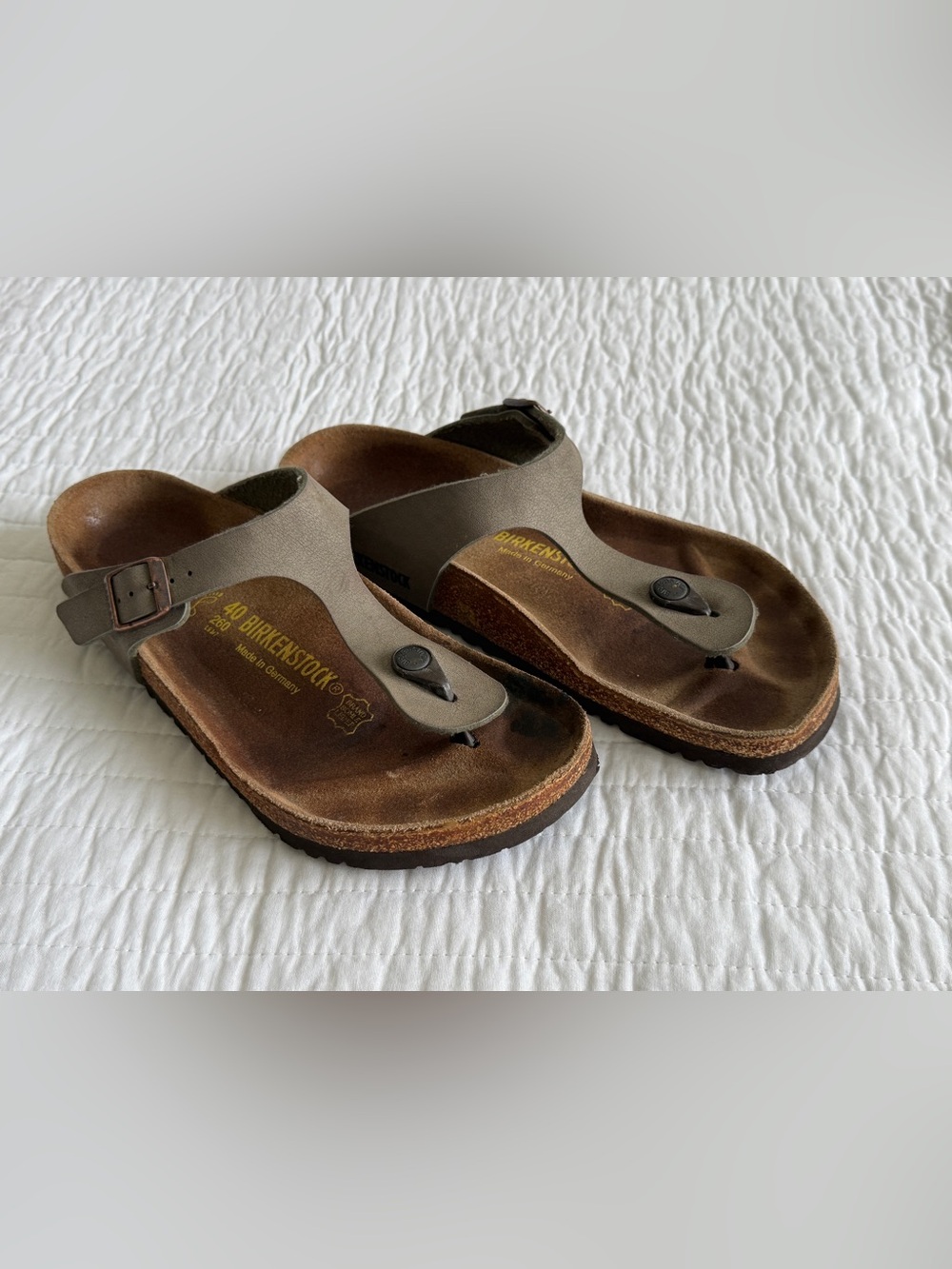 ✨ Birkenstock Gizeh Thong Sandals sz 40✨